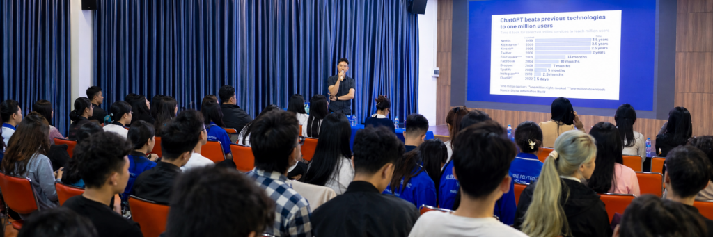 Madbox community sharing event